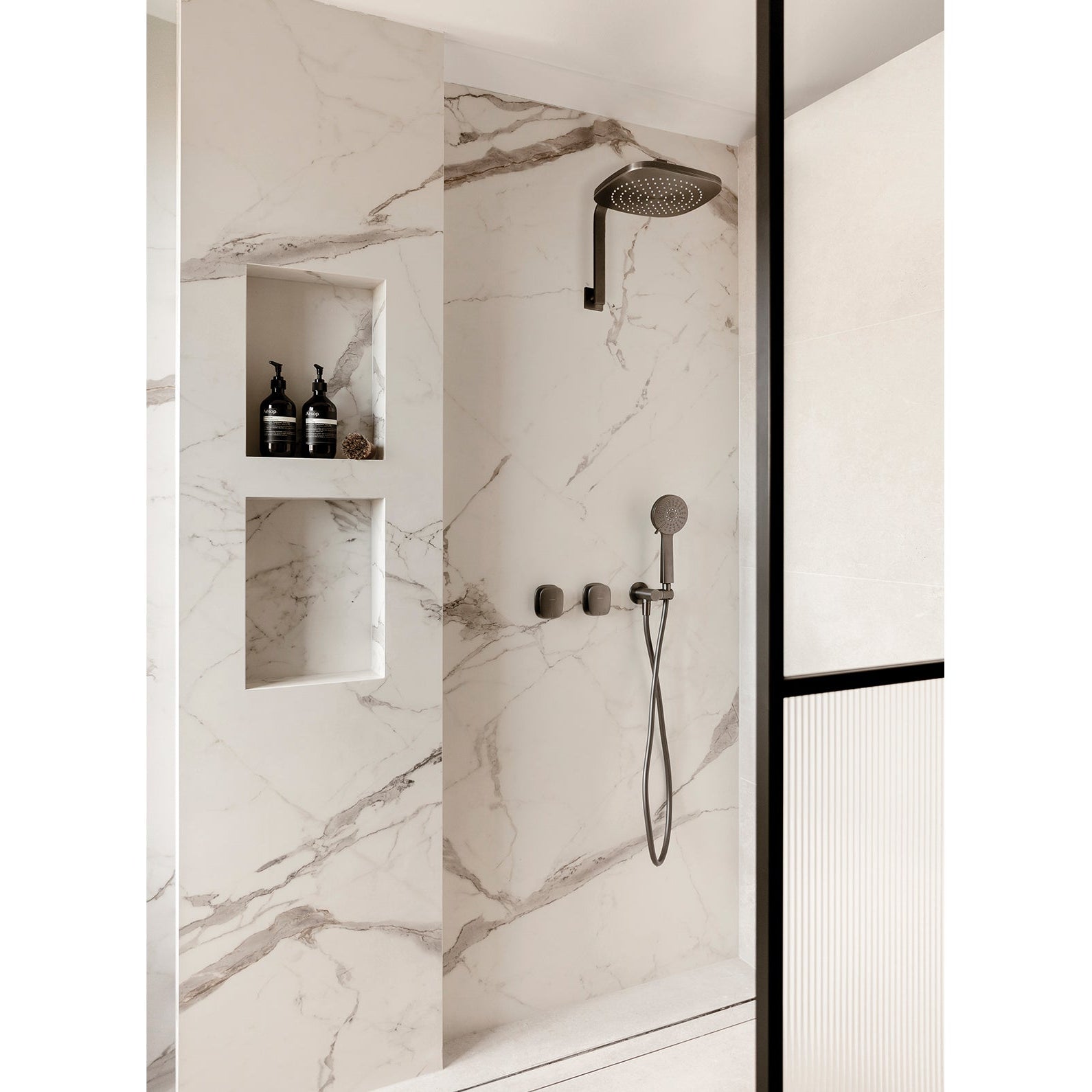 PHOENIX NUAGE LEAD FREE SHOWER WALL MIXER BRUSHED CARBON