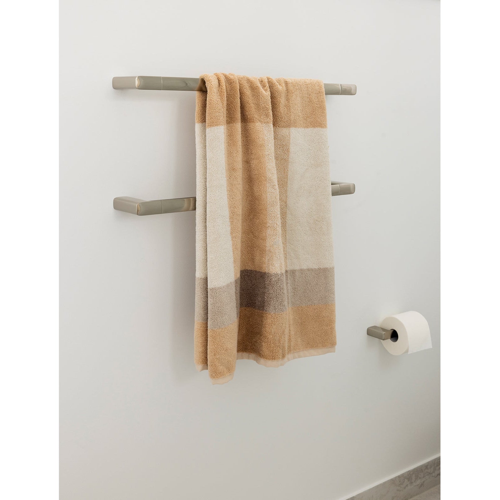 PHOENIX NUAGE TOILET ROLL HOLDER BRUSHED NICKEL 187MM