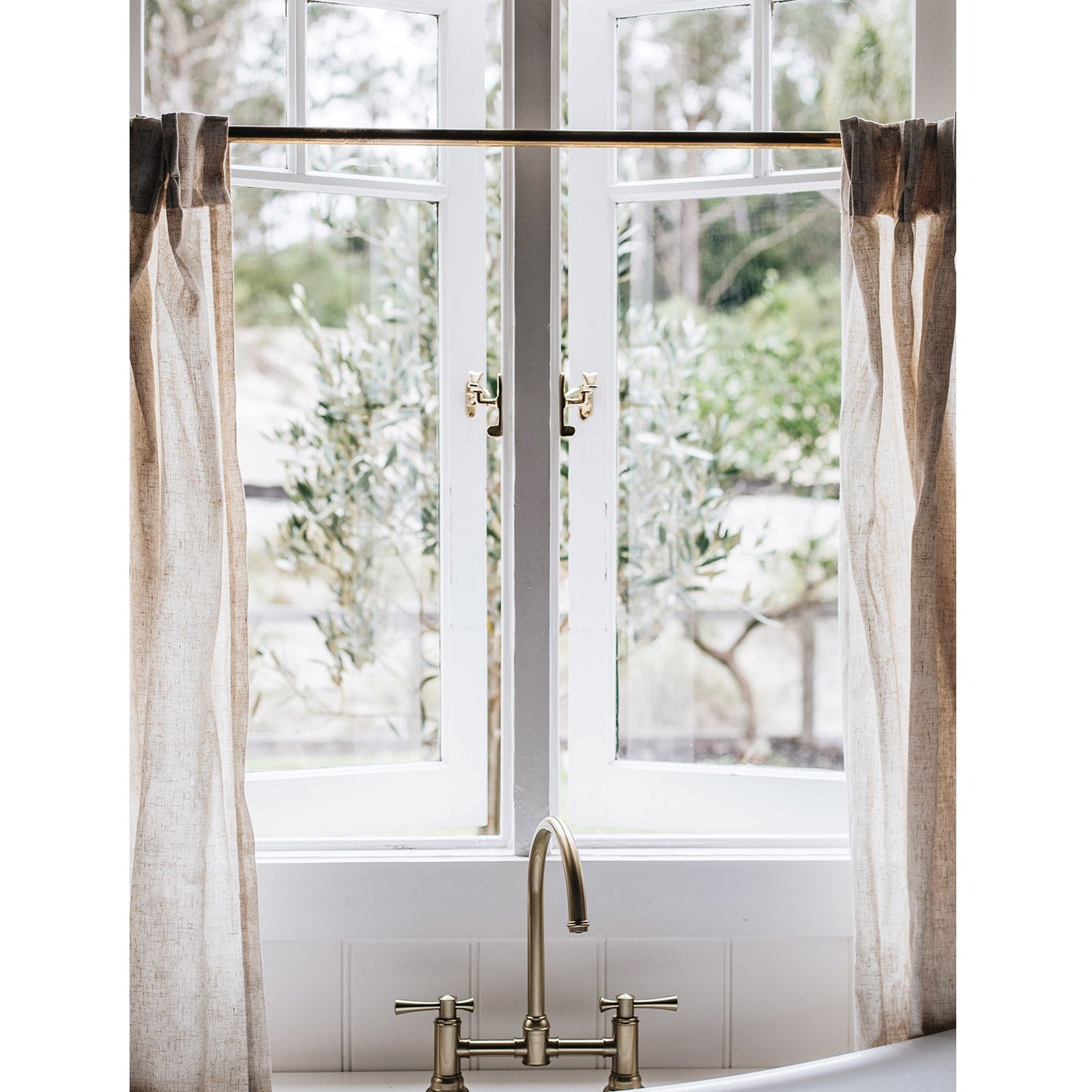 PHOENIX CROMFORD LEAD FREE EXPOSED SINK SET 325MM BRUSHED GOLD
