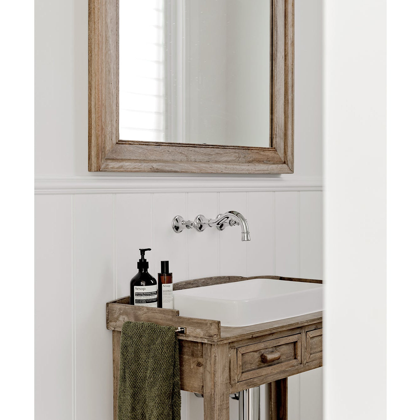 PHOENIX NOSTALGIA LEAD FREE WALL BASIN / BATH OUTLET 180MM SHEPHERD CROOK CHROME