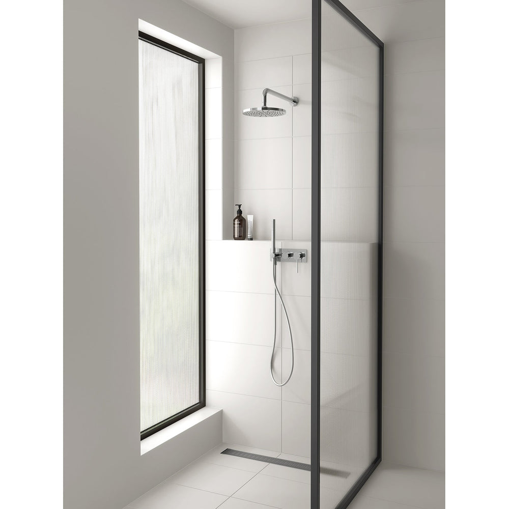 PHOENIX VIVID SHOWER ROSE ROUND 230MM CHROME