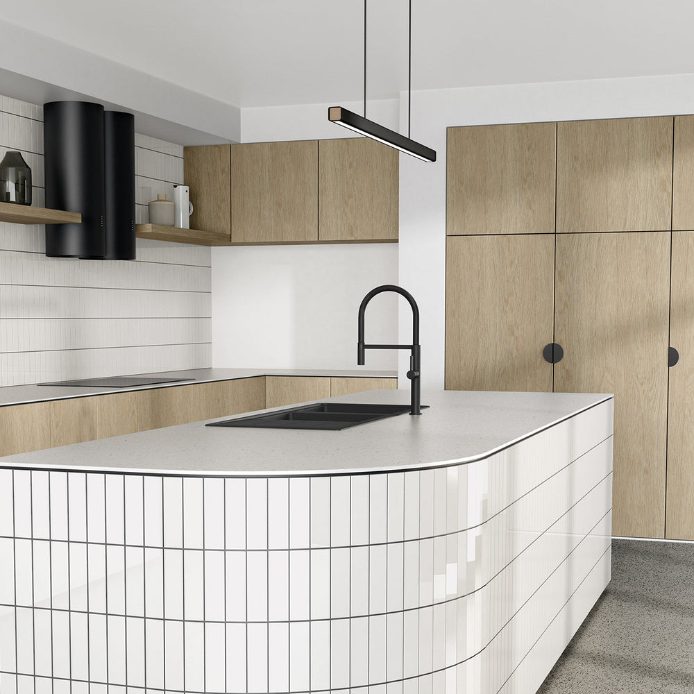 PHOENIX PRIZE FLEXIBLE COIL SINK MIXER 496MM MATTE BLACK