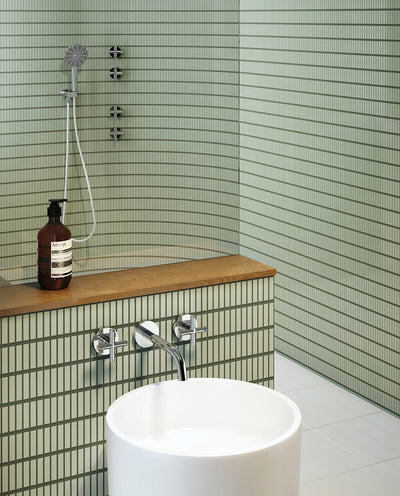 PHOENIX VIVID SLIMLINE PLUS LEAD FREE WALL TOP ASSEMBLIES EXTENDED SPINDLES CHROME
