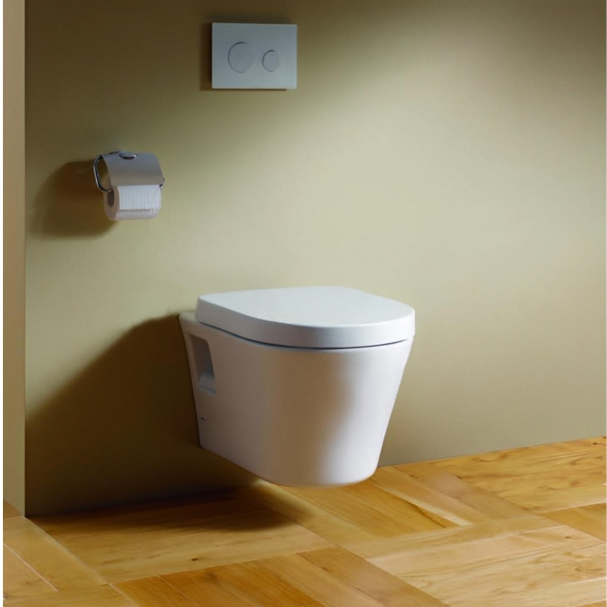 TOTO BASIC + WALL HUNG TOILET AND WASHLET W/ REMOTE CONTROL AND AUTOLID PACKAGE D-SHAPE GLOSS WHITE