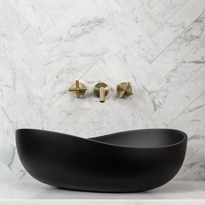 ENFLAIR WAVE OVAL SHAPE ABOVE COUNTER BASIN MATTE BLACK 600MM