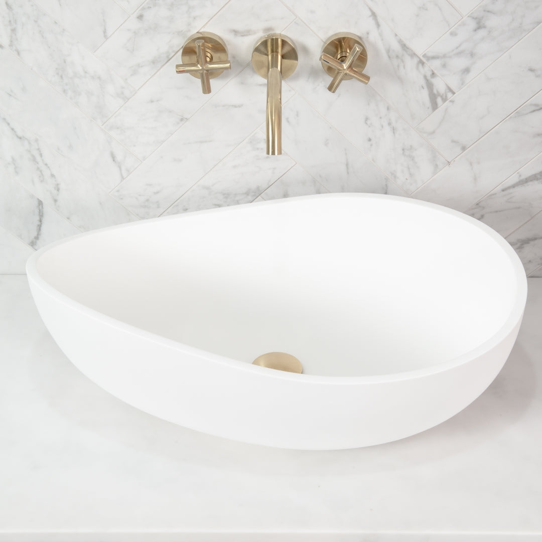 ENFLAIR WAVE OVAL SHAPE ABOVE COUNTER BASIN GLOSS WHITE 600MM