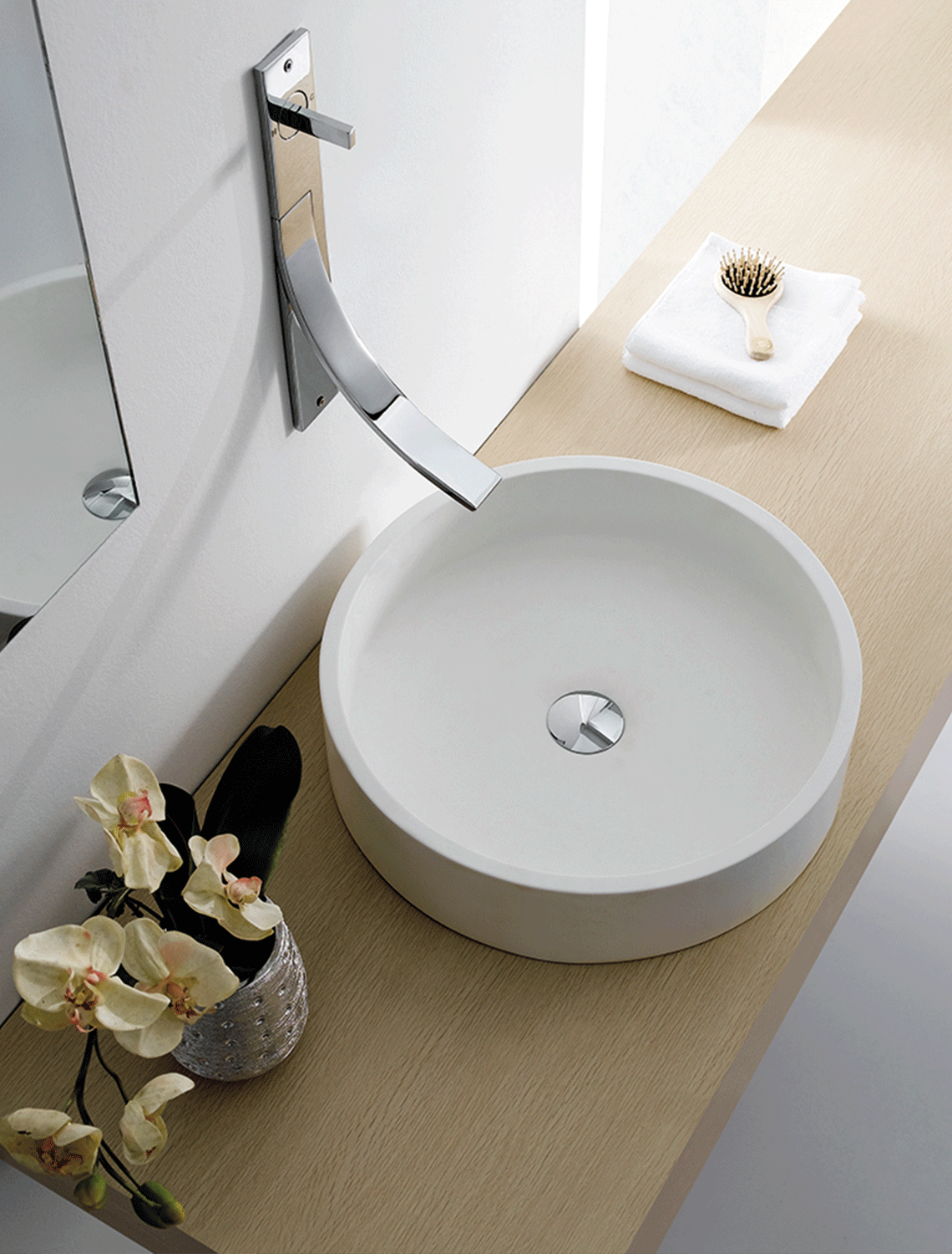 GALLARIA TERO ROUND ABOVE COUNTER STONE BASIN WHITE 495MM