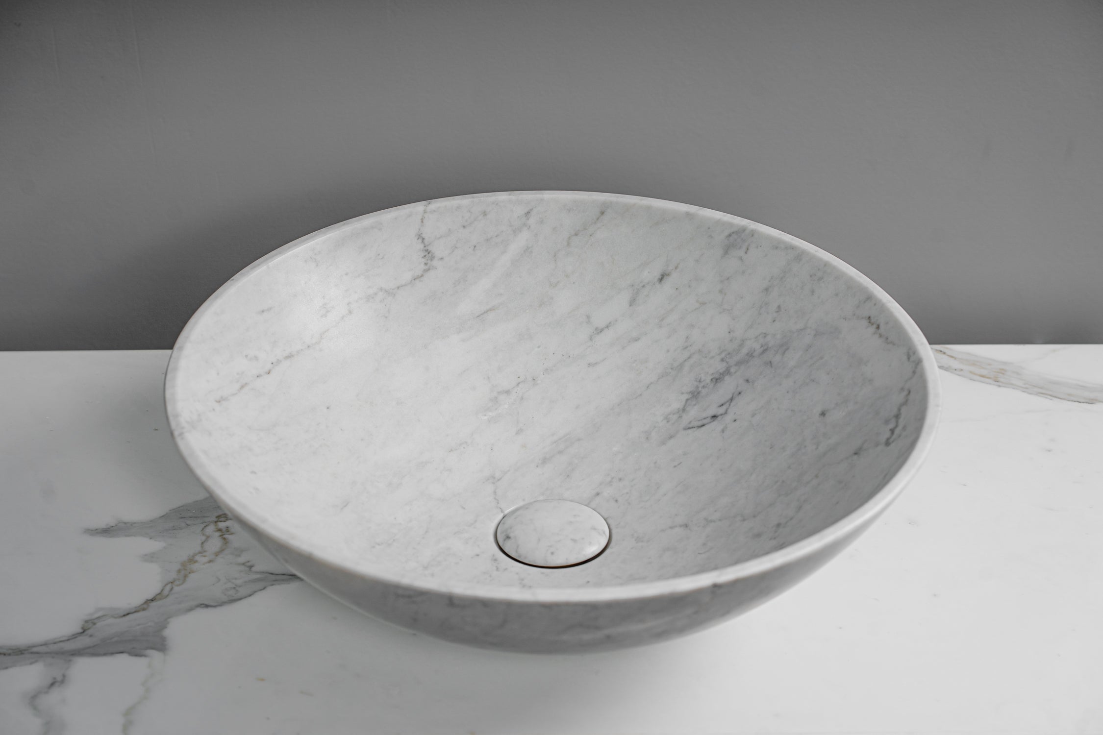 GALLARIA ADALA ROUND ABOVE COUNTER STONE BASIN BIANCO CARRARA 430MM