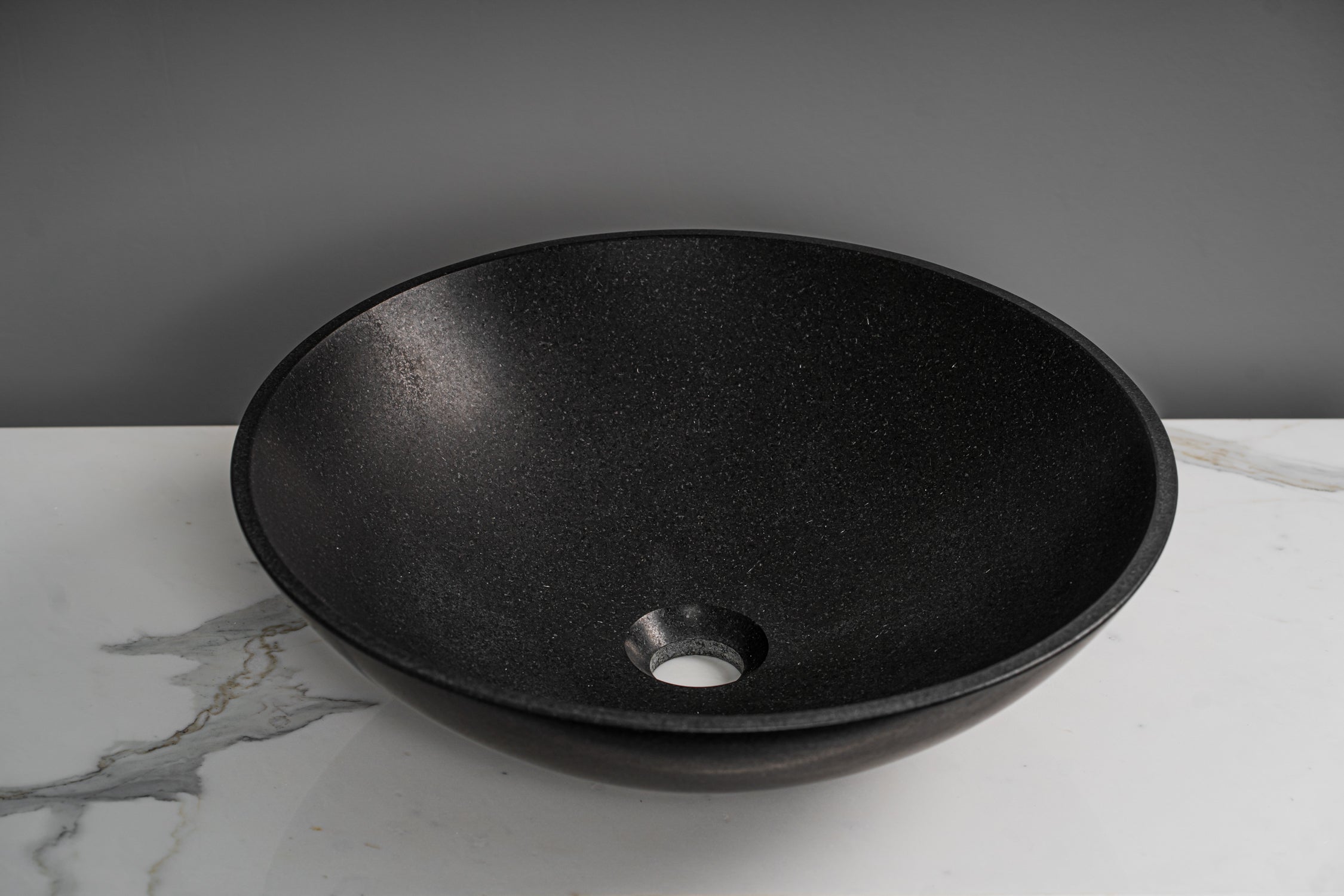 GALLARIA VITERI ROUND ABOVE COUNTER STONE BASIN SHANXI BLACK 430MM