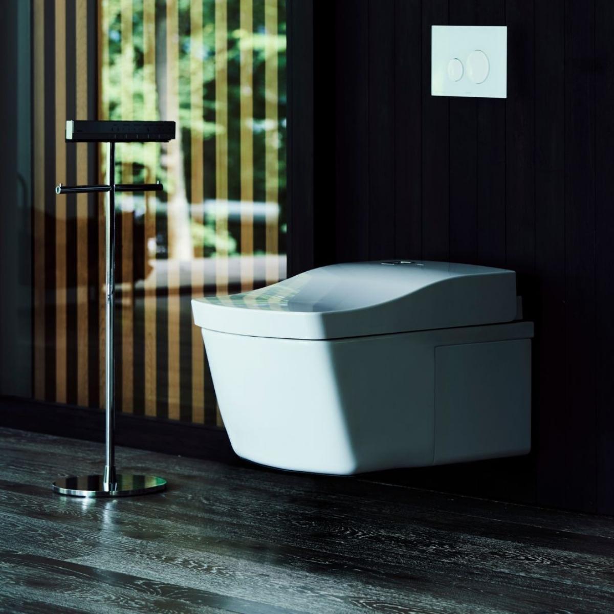 TOTO NEOREST LE I WALL HUNG INTEGRATED TOILET AND WASHLET W/ SILVER REMOTE PACKAGE GLOSS WHITE