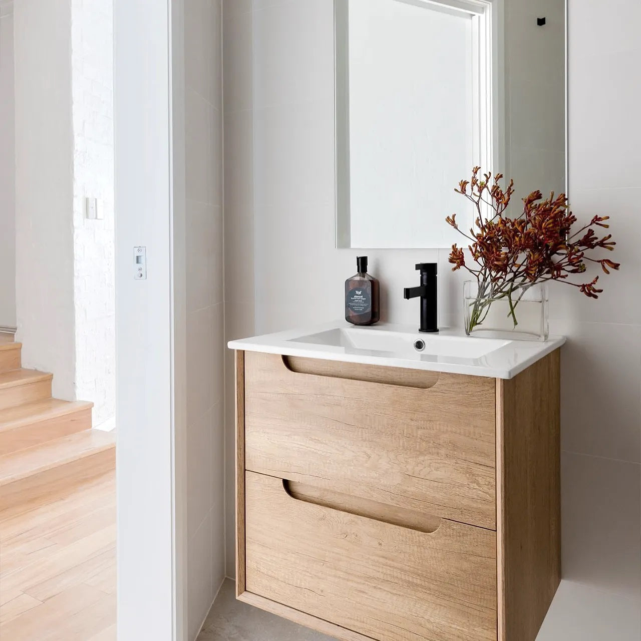 OTTI BYRON NATURAL OAK 600MM SINGLE BOWL WALL HUNG VANITY