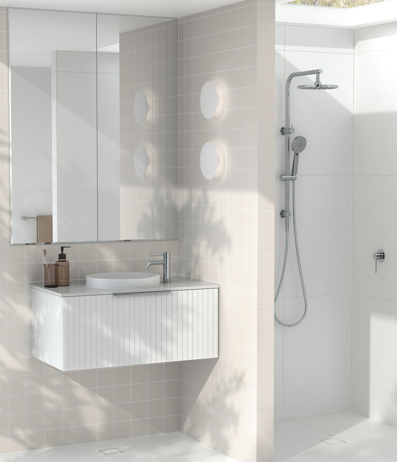 PHOENIX VIVID SLIMLINE BASIN MIXER CURVED OUTLET CHROME