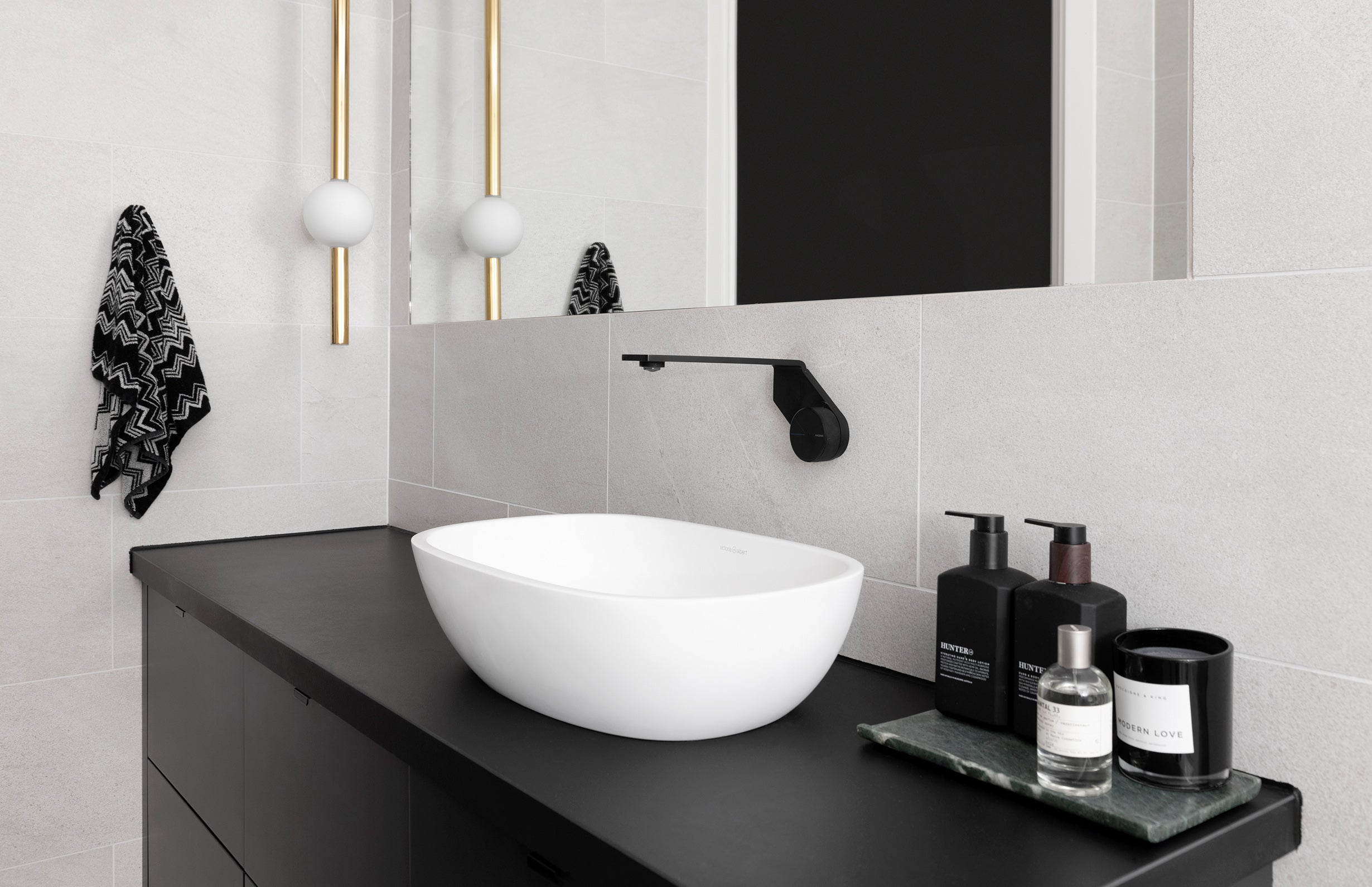 PHOENIX AXIA WALL BASIN BATH MIXER SET 200MM MATTE BLACK
